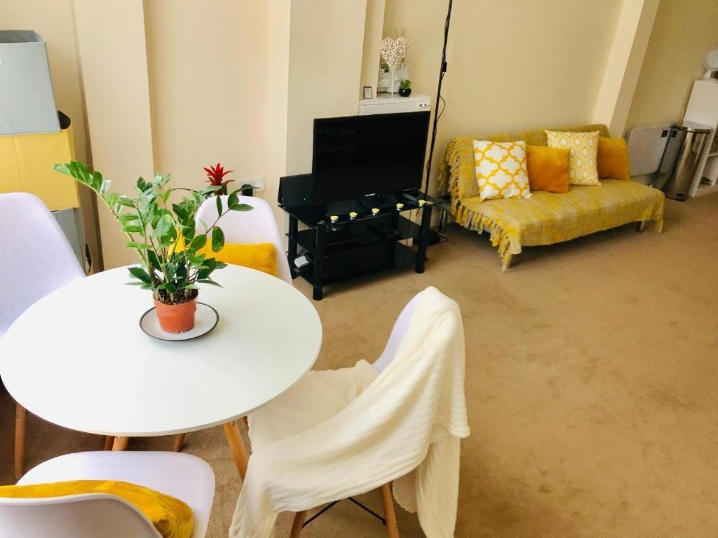 Eastbourne Beach Pier Apartment Ruang foto