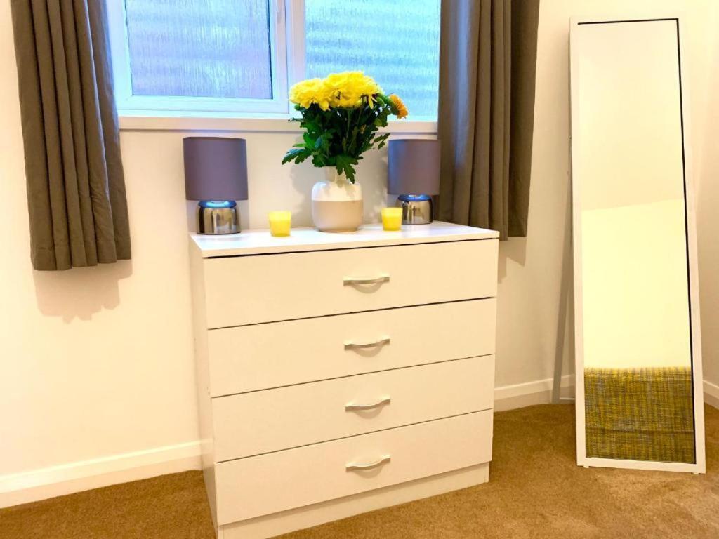 Eastbourne Beach Pier Apartment Bagian luar foto