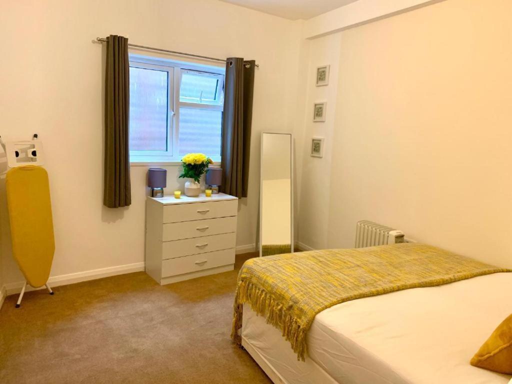 Eastbourne Beach Pier Apartment Bagian luar foto