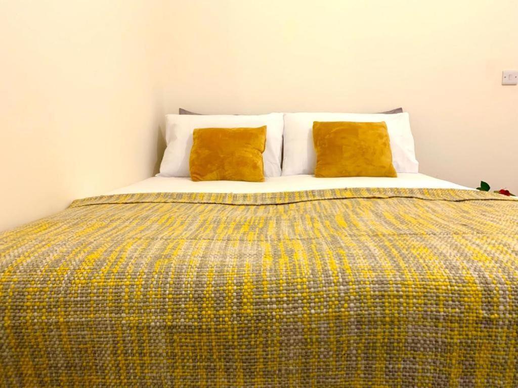 Eastbourne Beach Pier Apartment Bagian luar foto